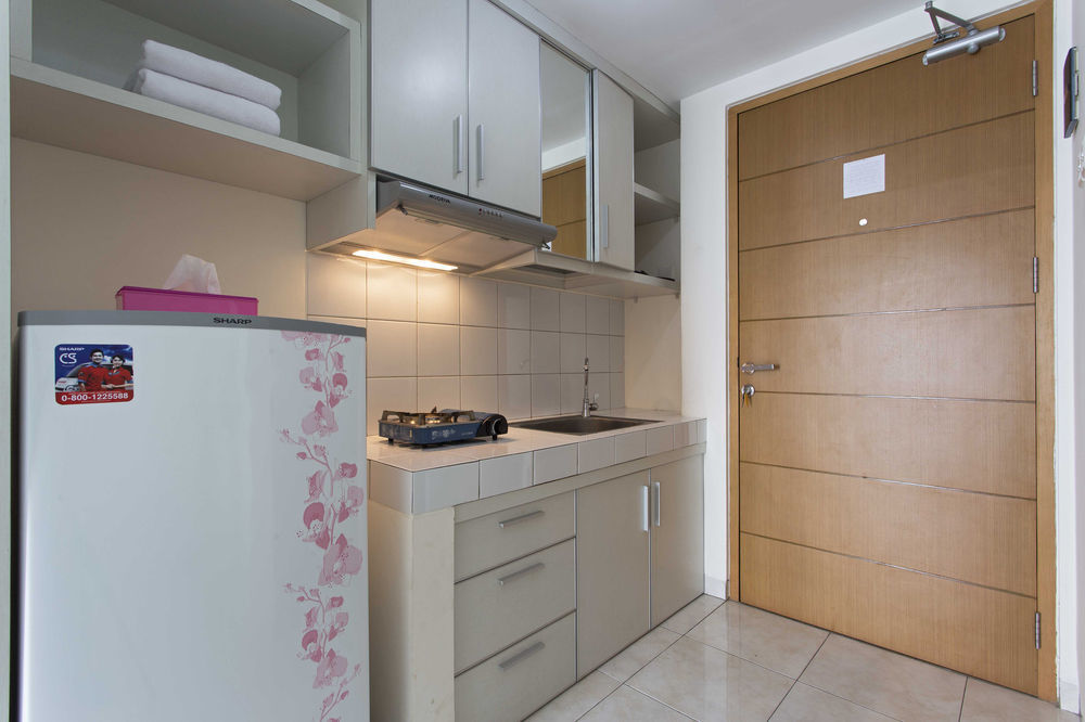 Reddoorz Apartment @ Margonda Residence Depok Extérieur photo